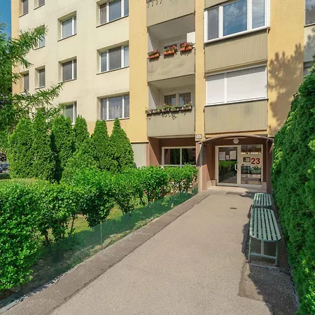 Team Flat & Urban Family Comfort - Homebase With A Castle View Lejlighed *