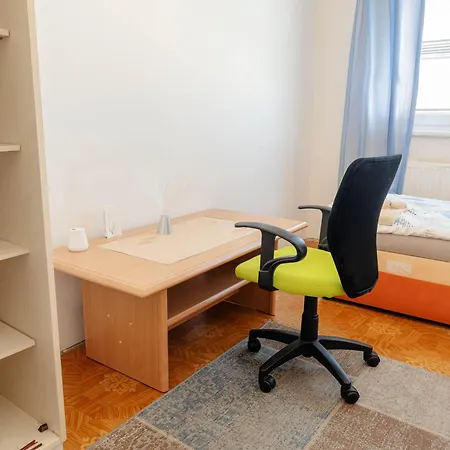 Lejlighed Team Flat & Urban Family Comfort - Homebase With A Castle View *