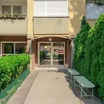 Team Flat & Urban Family Comfort - Homebase With A Castle View 公寓 布拉迪斯拉发