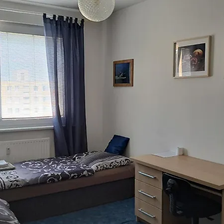 شقة Team Flat & Urban Family Comfort - Homebase With A Castle View براتسيلافا