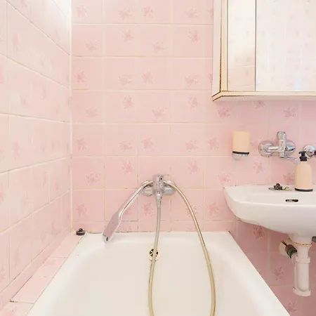 Team Flat & Urban Family Comfort - Homebase With A Castle View براتسيلافا